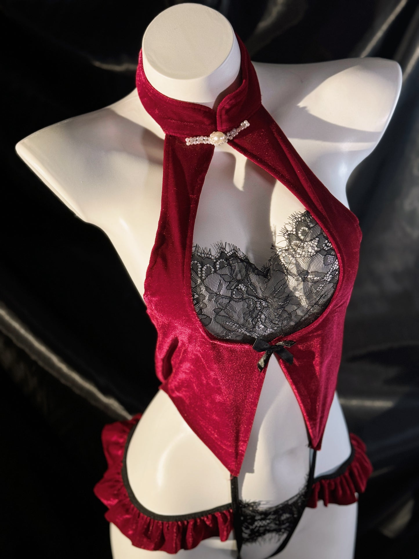 Vampire Countess Velvet Halter Lace Teddy Crotchless Costume Lingerie
