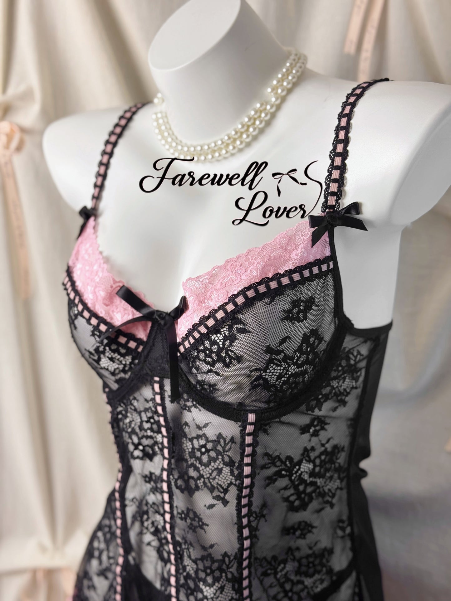 Coquette Love Lace Bow Underwired Gartered Slip Lingerie Set