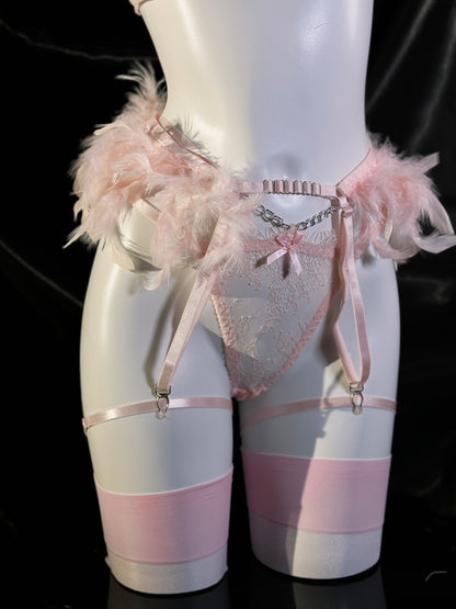 Victoria’s Wings Feather Chain Lace Three-Piece Lingerie Set